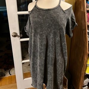 Torrid cold shoulder short sleeve dress 1 sweatshirt material sz 3x